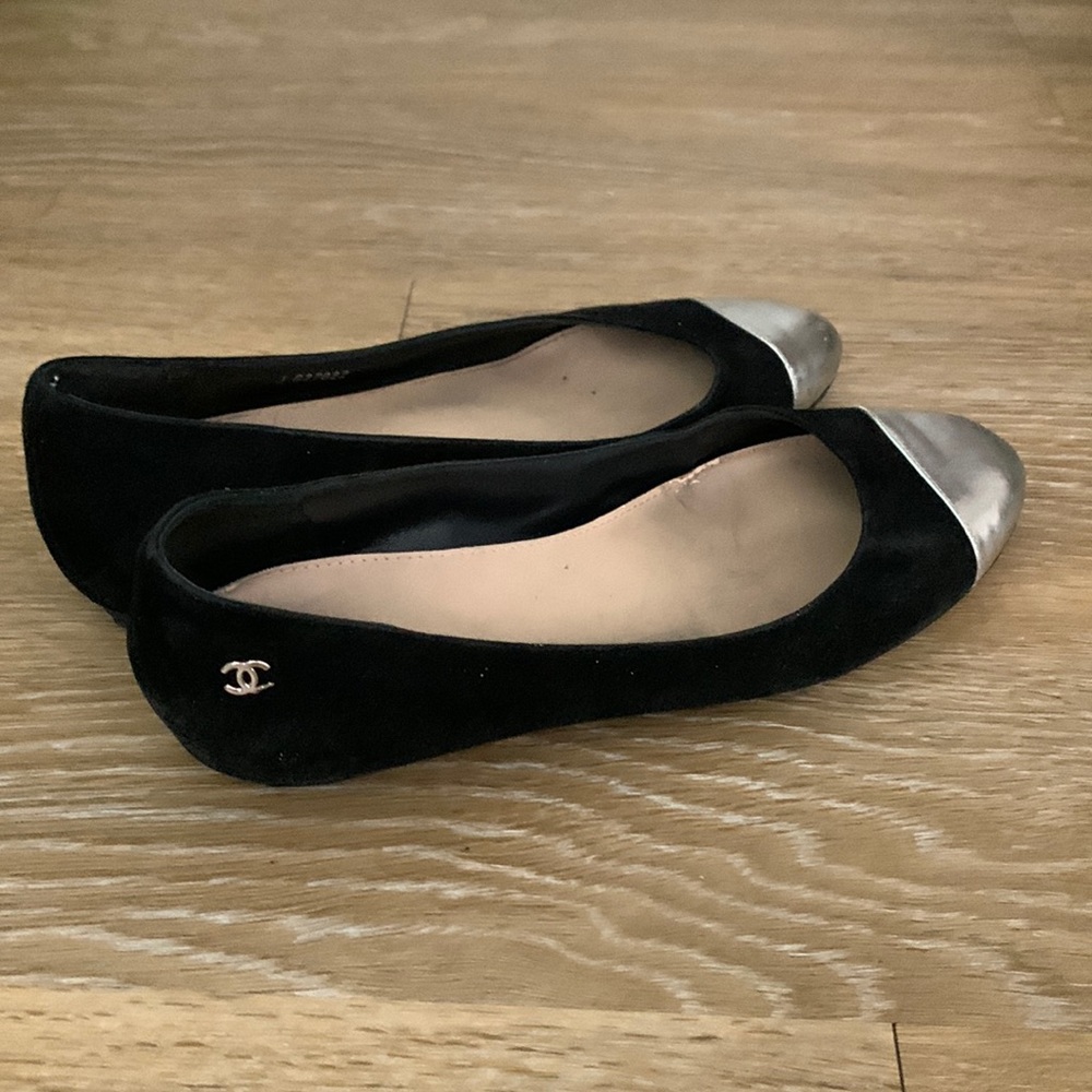 Chanel flats